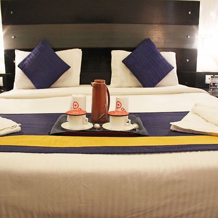 Oyo 605 Hotel Camria Gurgaon Luaran gambar