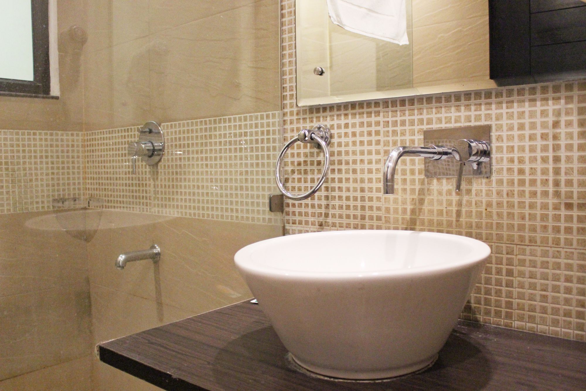 Oyo 605 Hotel Camria Gurgaon Luaran gambar