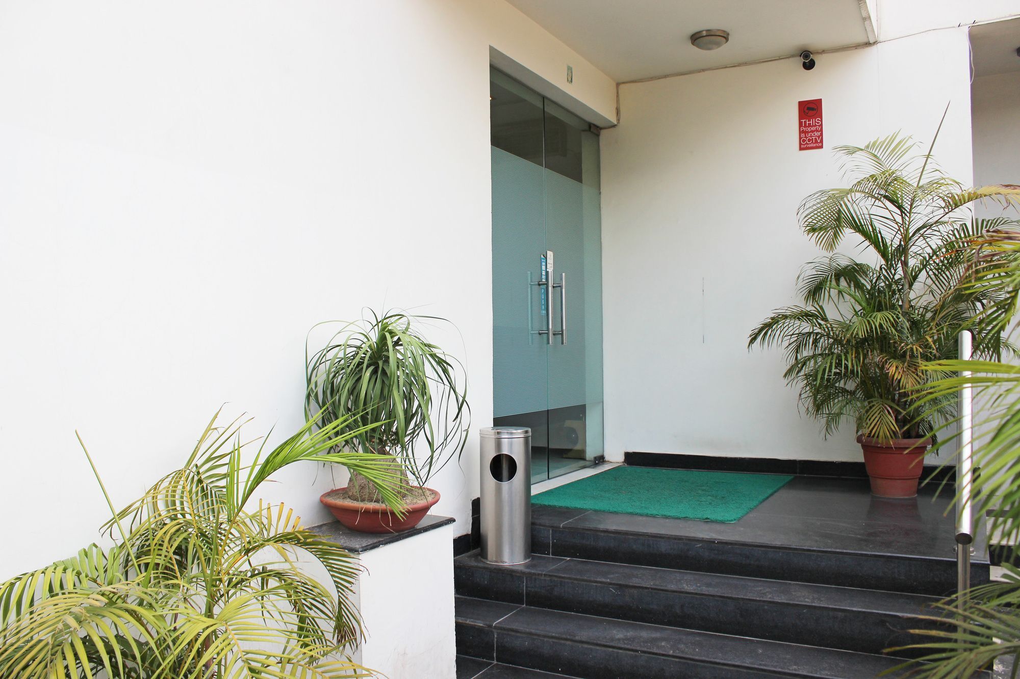 Oyo 605 Hotel Camria Gurgaon Luaran gambar